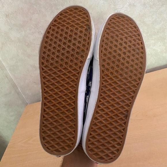 Vans Other - Vans Authentic ( Peanuts Version)